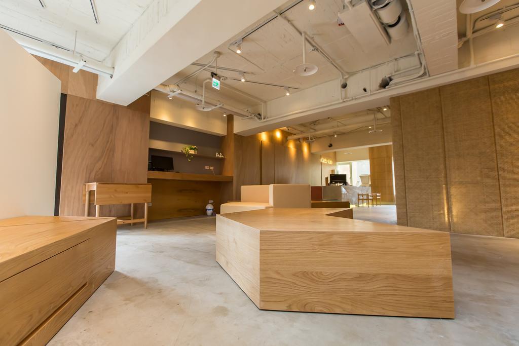 Muiu Capsule Inn Taipei Exterior photo